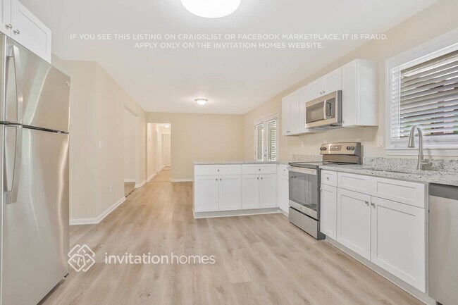 Building Photo - 386 Kemolay Rd SW