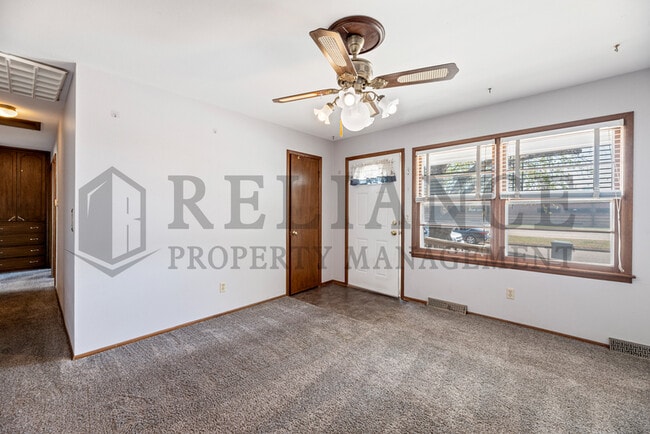 Building Photo - 1232 E Galena St