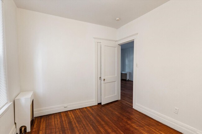 Building Photo - 9391 McDougall