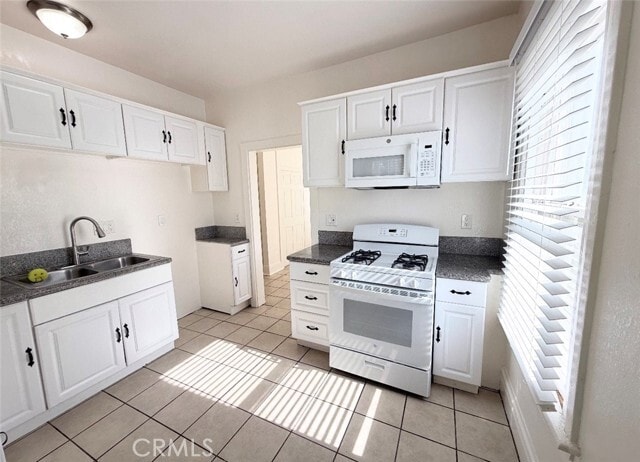 Building Photo - 3327 Lemon St