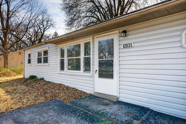 Building Photo - 12035 Krenning Ln