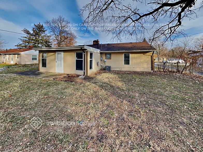 Building Photo - 316 Neola St