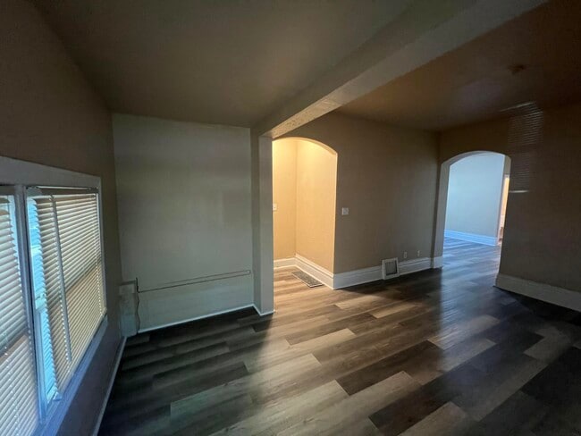 Building Photo - 2555 16th St