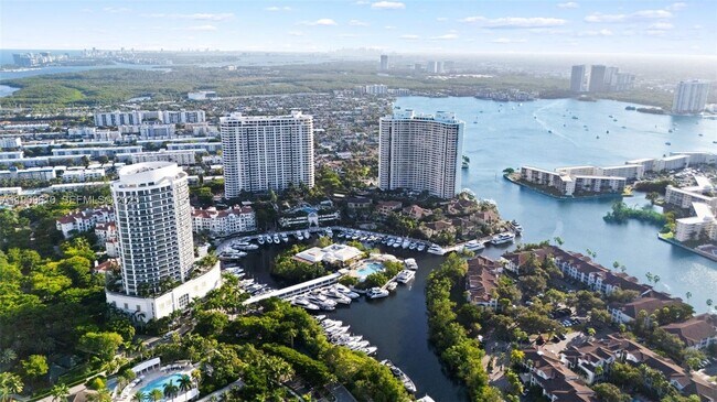 Building Photo - 4100 Island Blvd