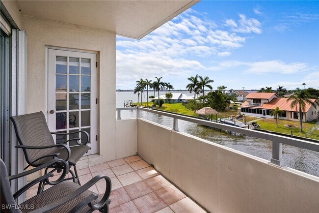 Building Photo - 1766 Cape Coral Pkwy E