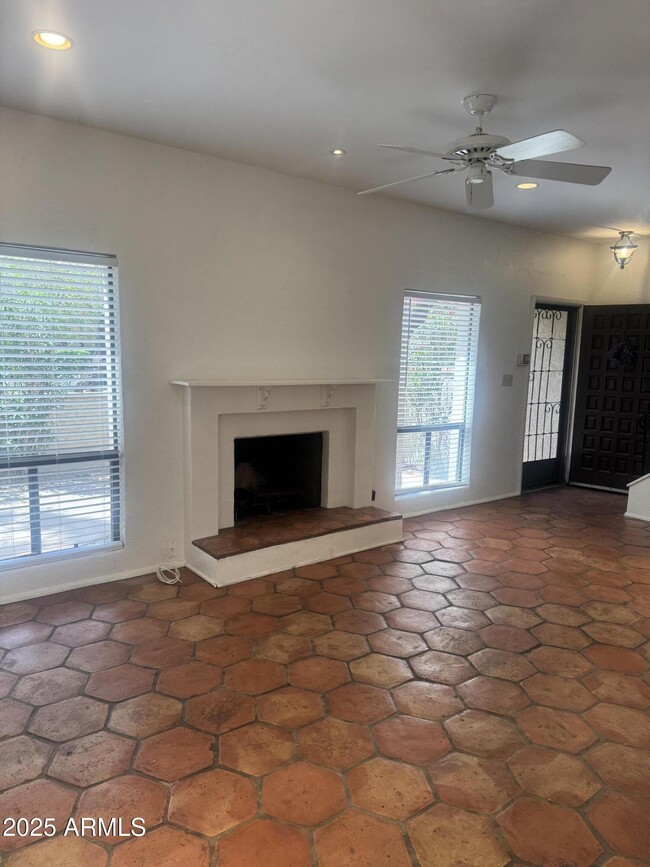 Building Photo - 4813 N 73rd St