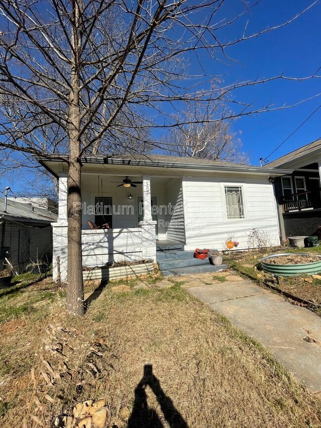 Building Photo - 301 Fletcher St SW