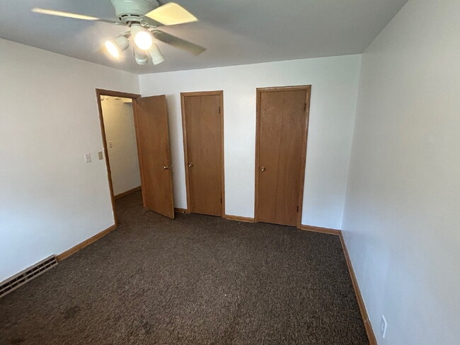 Building Photo - Two bedroom upper in Story Hill available ...