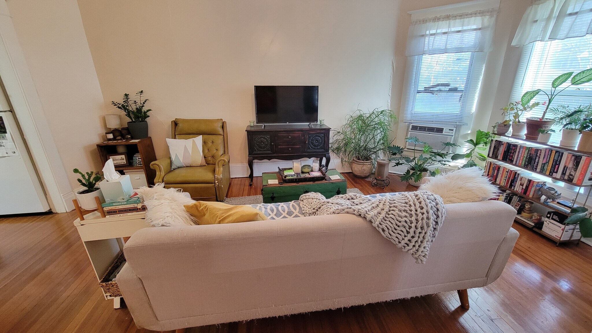 Building Photo - 728 Ohio St