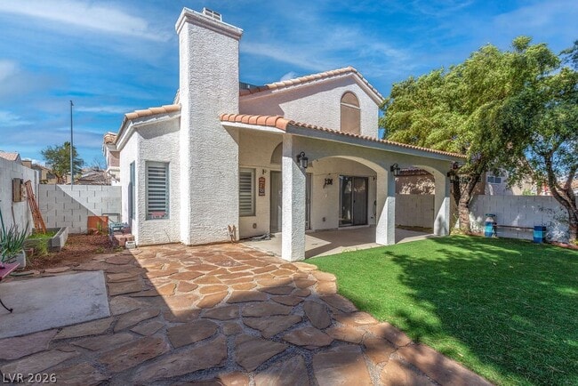 Building Photo - 7044 Morales Cir