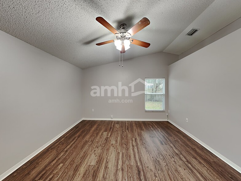 Building Photo - 1412 Old Millpond Rd
