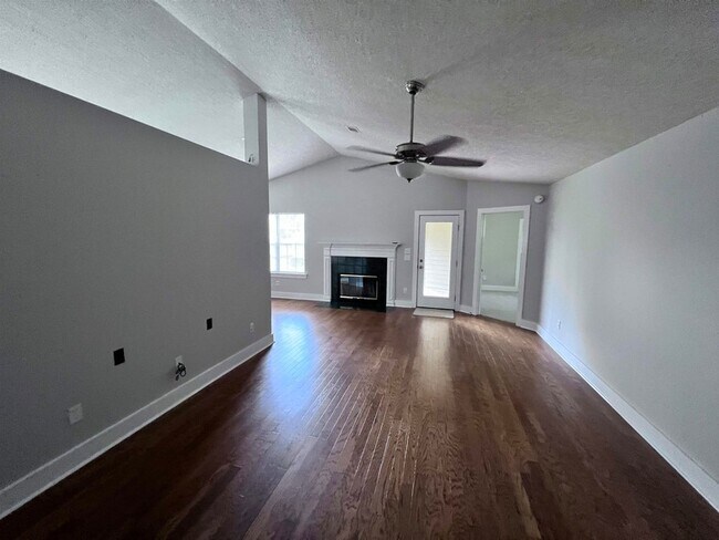 Building Photo - 8311 Hunters Ridge Trail