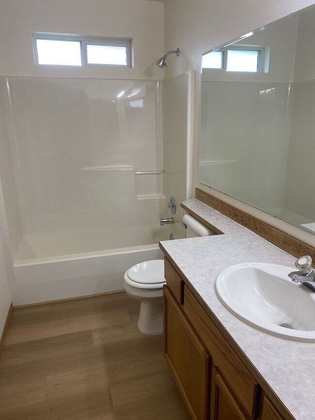 Building Photo - SINGLE FAMILY HOUSE IN HAYDEN (P#285)