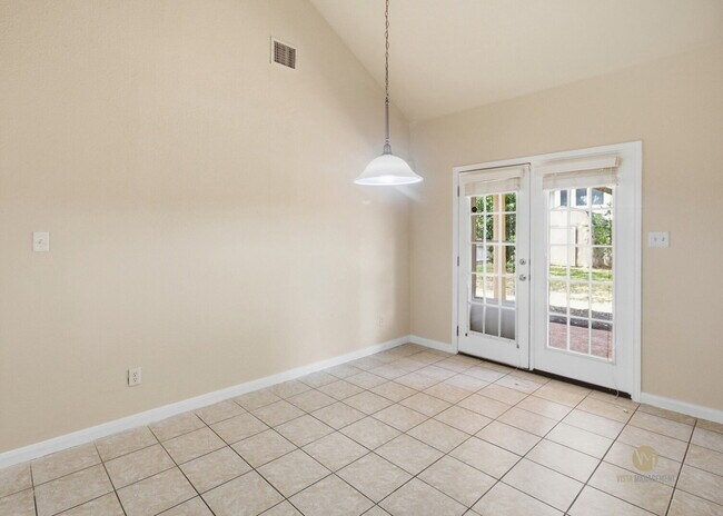 Building Photo - Welcome to this spacious two-story home located in the Enclave at Westover Hills on San Antonio's...