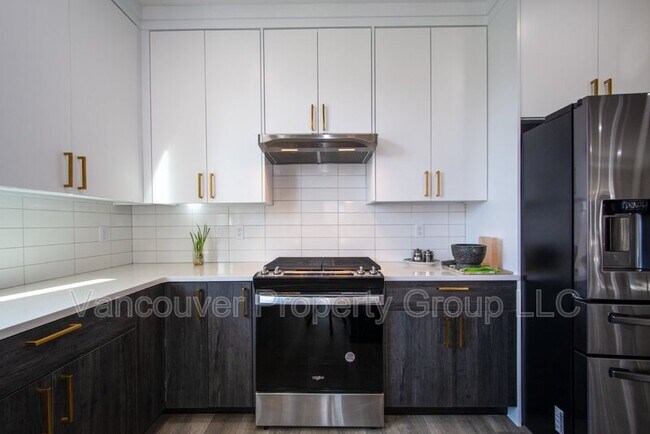 Building Photo - 1803 NE 148th Ct