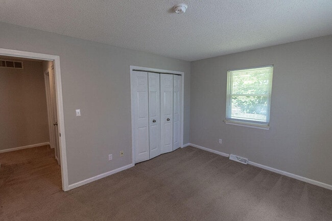 Building Photo - 3602 Hermitage Rd