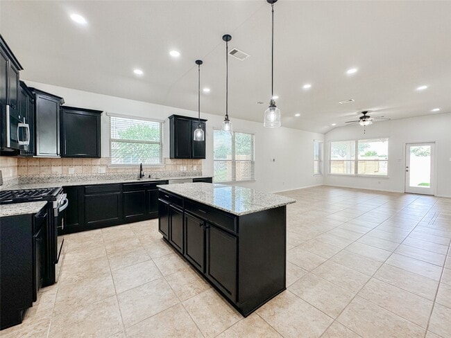 Building Photo - 25322 Alverstone Drive