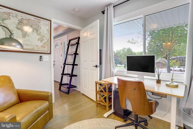 Building Photo - 5101 Redwing Dr