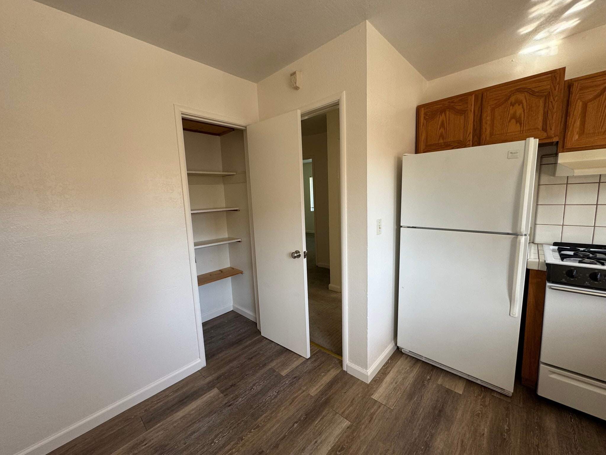 kitchen & Pantry - 2314 Homestead Rd