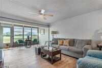 Building Photo - 1580 Pine Valley Dr