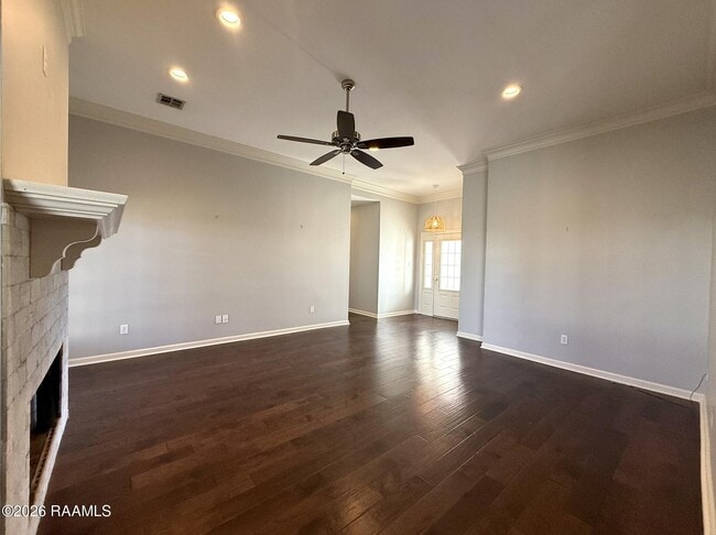 Building Photo - 102 Olive Vista Dr