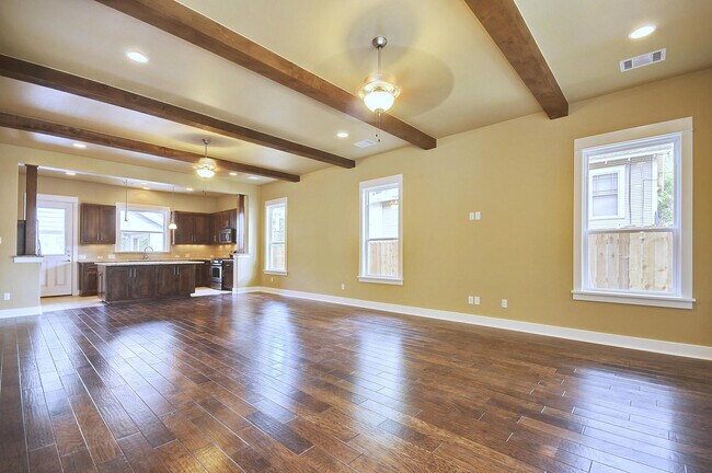 Building Photo - UT PRE-LEASE: 2011 Constructed Custom West...