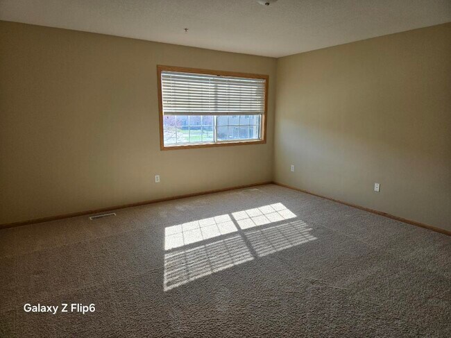 Building Photo - 8610 Ep True Pky