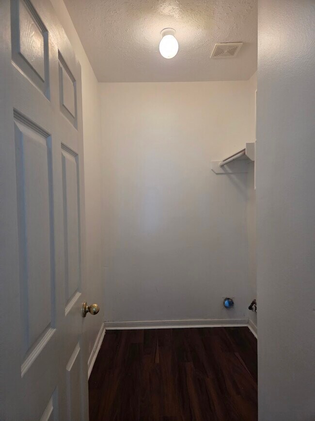 Building Photo - 21526 Oakbridge Park Ln