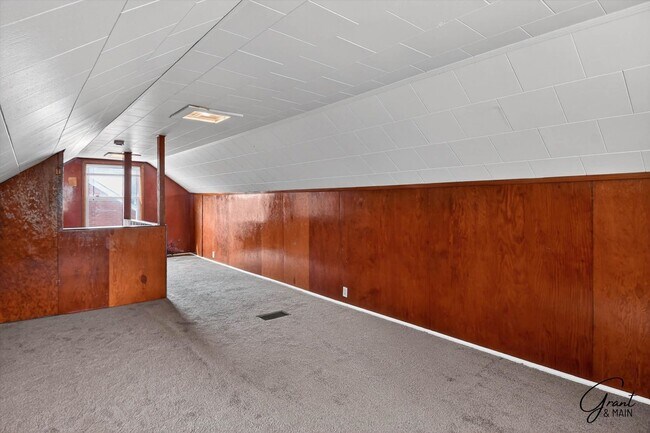 Building Photo - $1300 3 bedroom bungalow