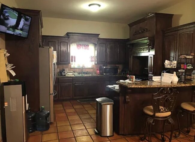 Building Photo - 1214 Eldora Rd