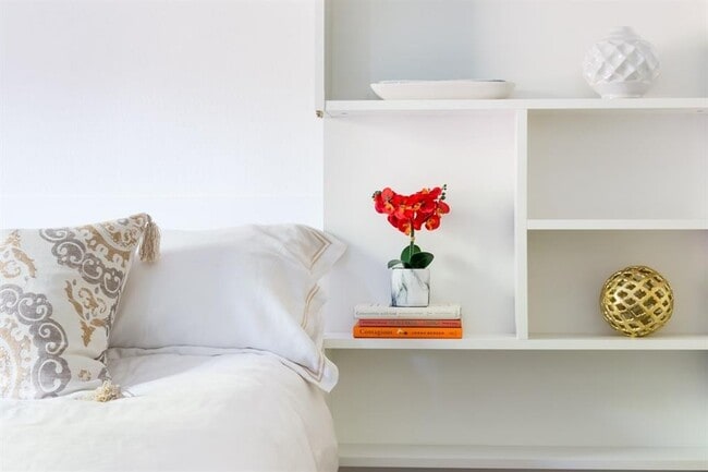 Building Photo - 1000 Liberty Park Dr