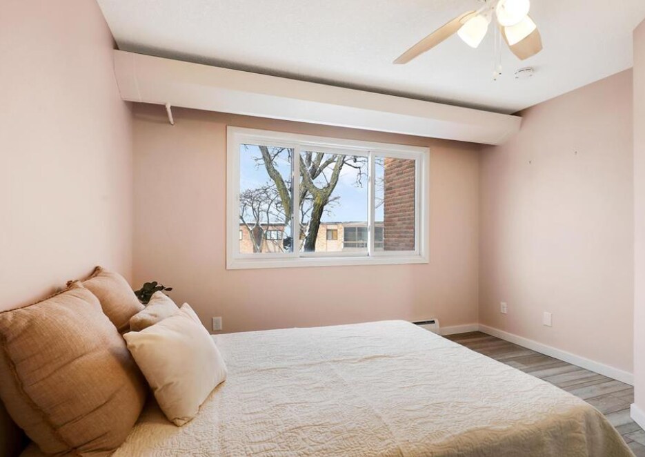 Building Photo - 5400 Three Points Blvd