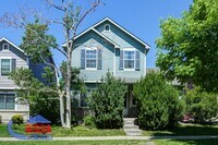Building Photo - Cute home with engineered hardwood flooring throughout is available now!