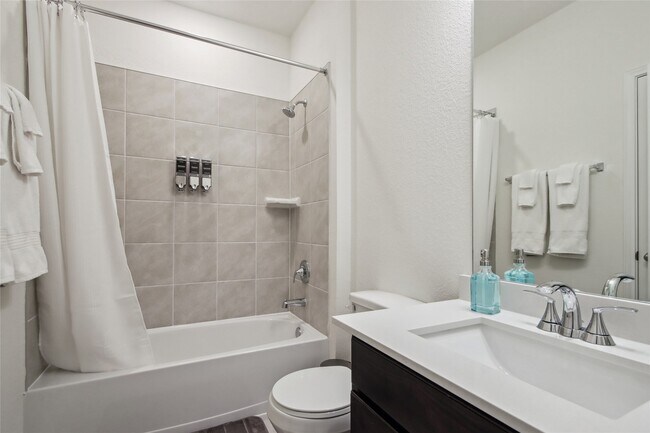 Building Photo - 2877 Grand Anse Dr