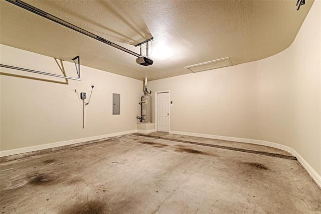 Building Photo - 1624 Summerfield Dr