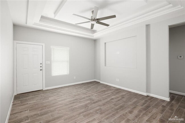 Building Photo - 13 Rafael Dr