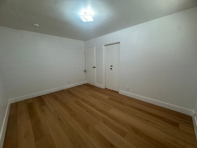 Building Photo - 4018 W 142nd St