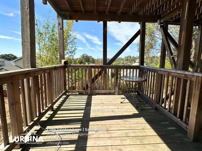 Building Photo - 1386 Gordon Ln