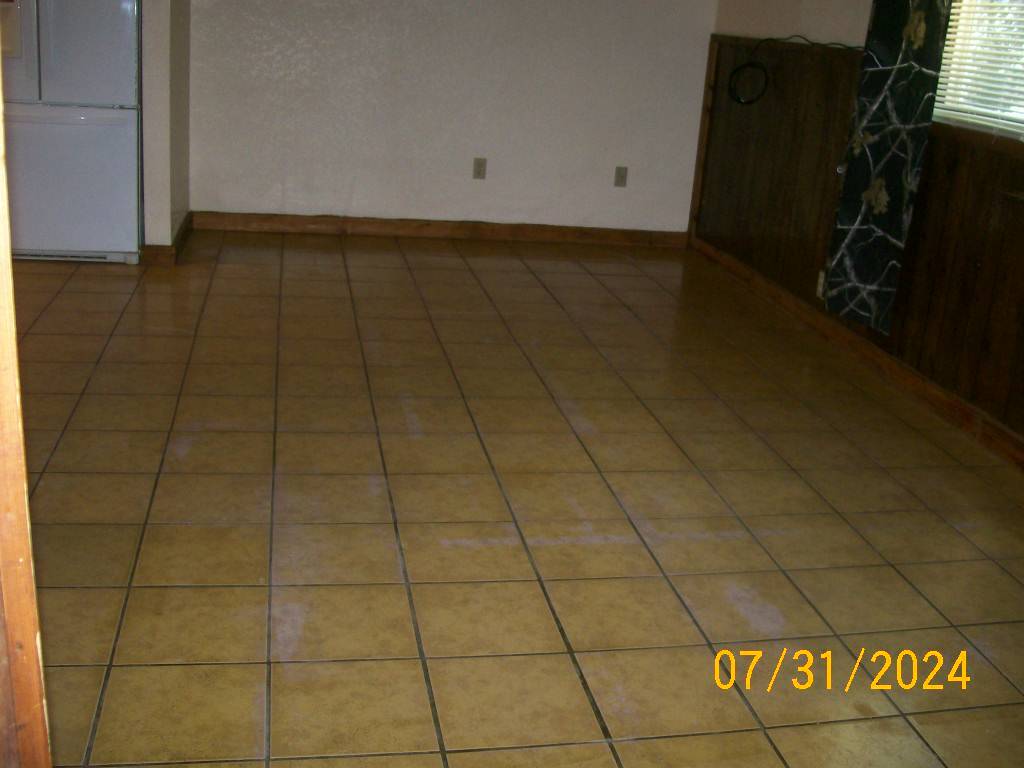 Building Photo - 528 N M St