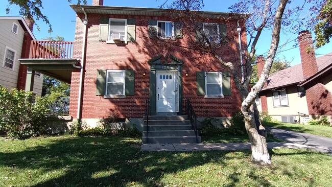 Building Photo - 2419 Homestead Pl