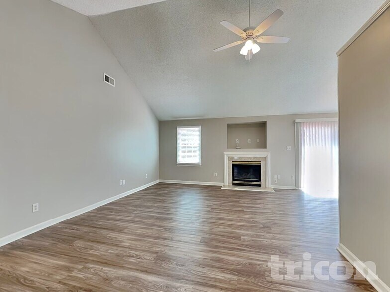 Building Photo - 14426 Planters Knob Ln