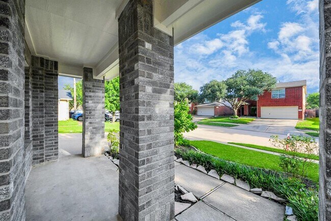 Building Photo - 17111 Plaistow court