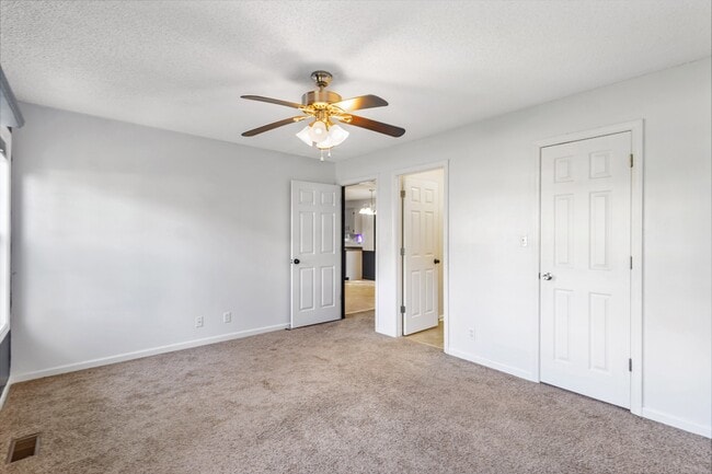 Building Photo - 2627 Elkmont Dr