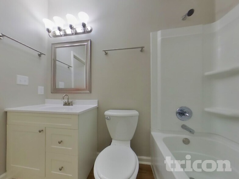 Building Photo - 8140 Elsen Ridge