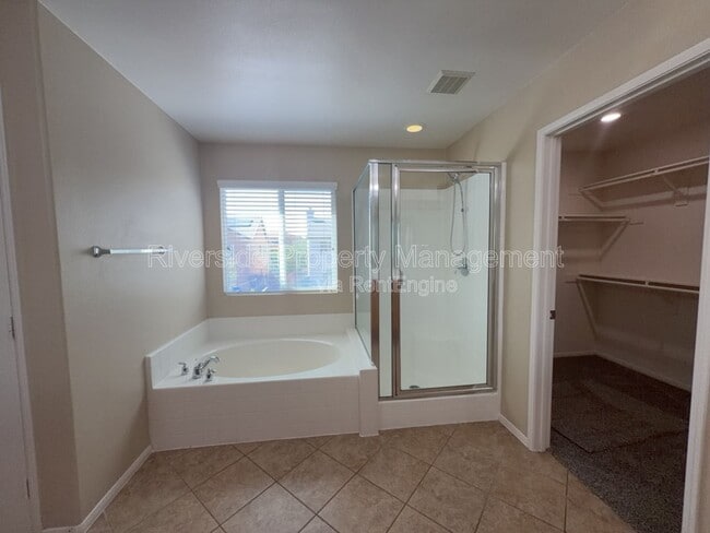 Building Photo - 3882 Strand Way