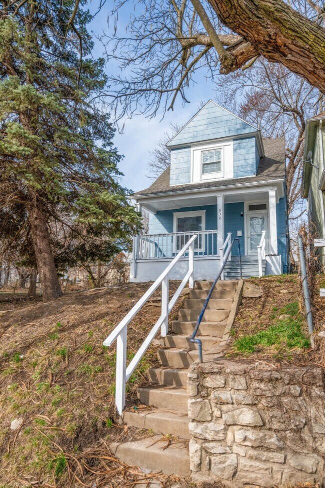 Primary Photo - Charming 2 Bed, 1 Bath Rental Home in Kans...