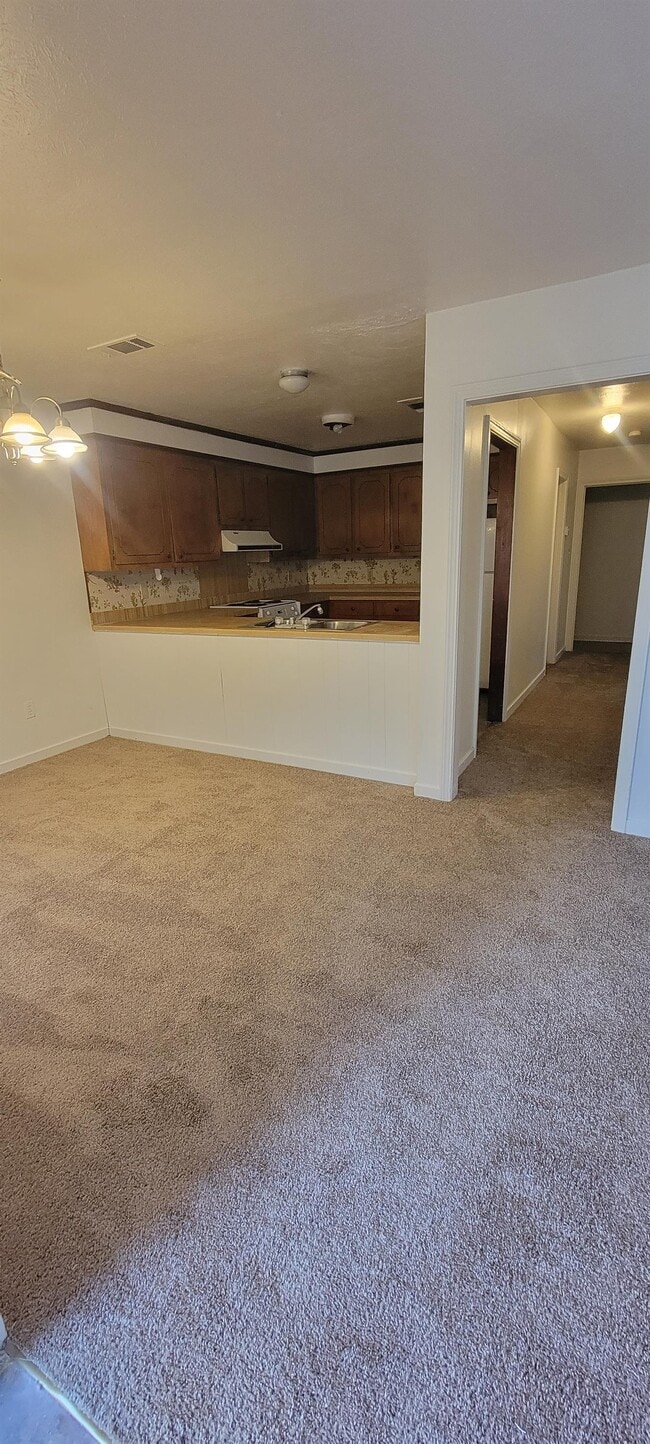 Building Photo - 117 Crestwood Cove