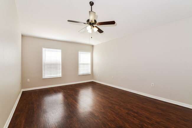 Building Photo - 436 Fish Hawk Dr