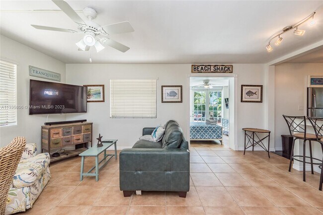 Building Photo - 26 NE 3rd St