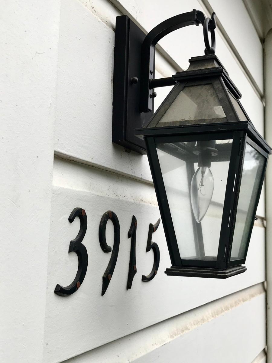 Building Photo - 3915 Benedict Canyon Dr